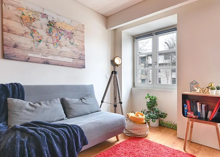 Abrigo Muralha By Sé